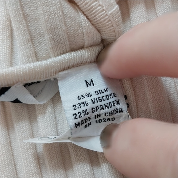 WR Size 6 Silk Blend Studded Faux Wrap Cream Long Sleeve Sweater - Picture 15 of 15